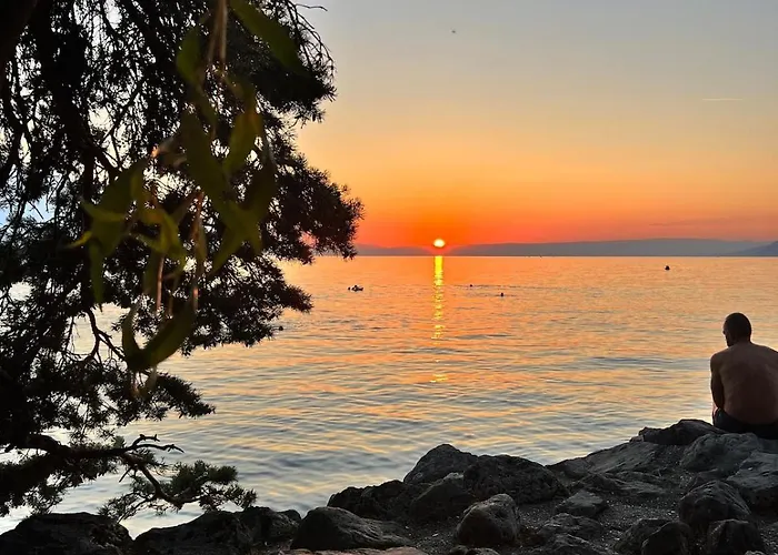 Apartament Close To & Chillon Castle, New & Comfortable *