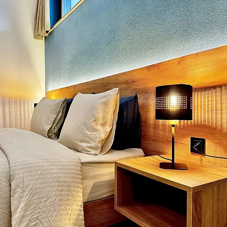 公寓 Close To & Chillon Castle, New & Comfortable Veytaux